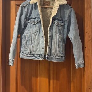 Levi's Blue Denim Jacket with Cream Sherpa Lining